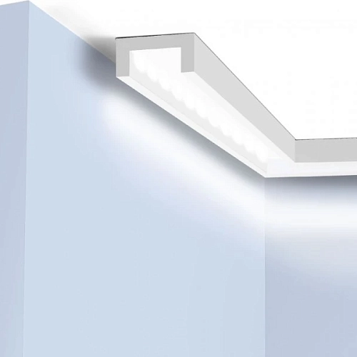 МОЛДИНГ LB30 ПЛИНТУС  HIWOOD