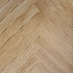 ДУБ КАПРИ