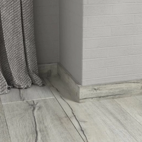 ДУБ КОРФУ ПЛИНТУС  ЛАМИНИРОВАННЫЙ МДФ  FINE FLOOR RICH