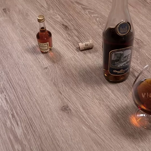 ДУБ БРЮССЕЛЬ КВАРЦ ВИНИЛ VINILAM CORK