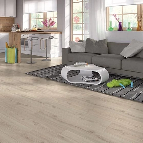 ДИКИЙ ДУБ МЕЛОВОЙ ПРОБКОВОЕ ПОКРЫТИЕ EGGER COMFORT LARGE