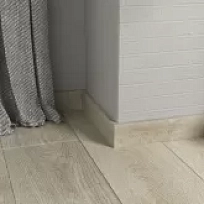 ДУБ МАЛАГА ПЛИНТУС  ЛАМИНИРОВАННЫЙ МДФ  FINE FLOOR RICH